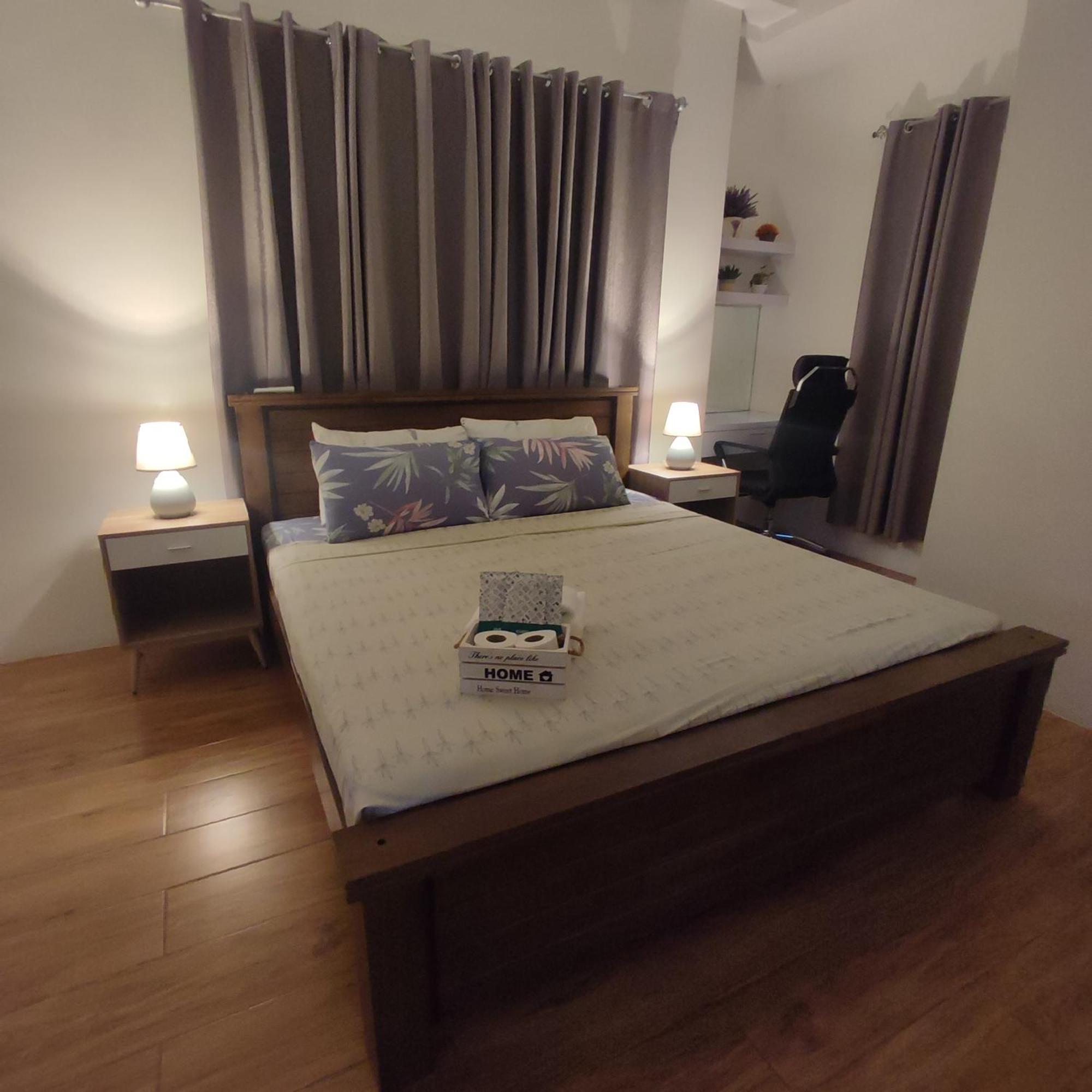 Luxury Spacious 2Br In Salcedo Village Manila Exterior photo