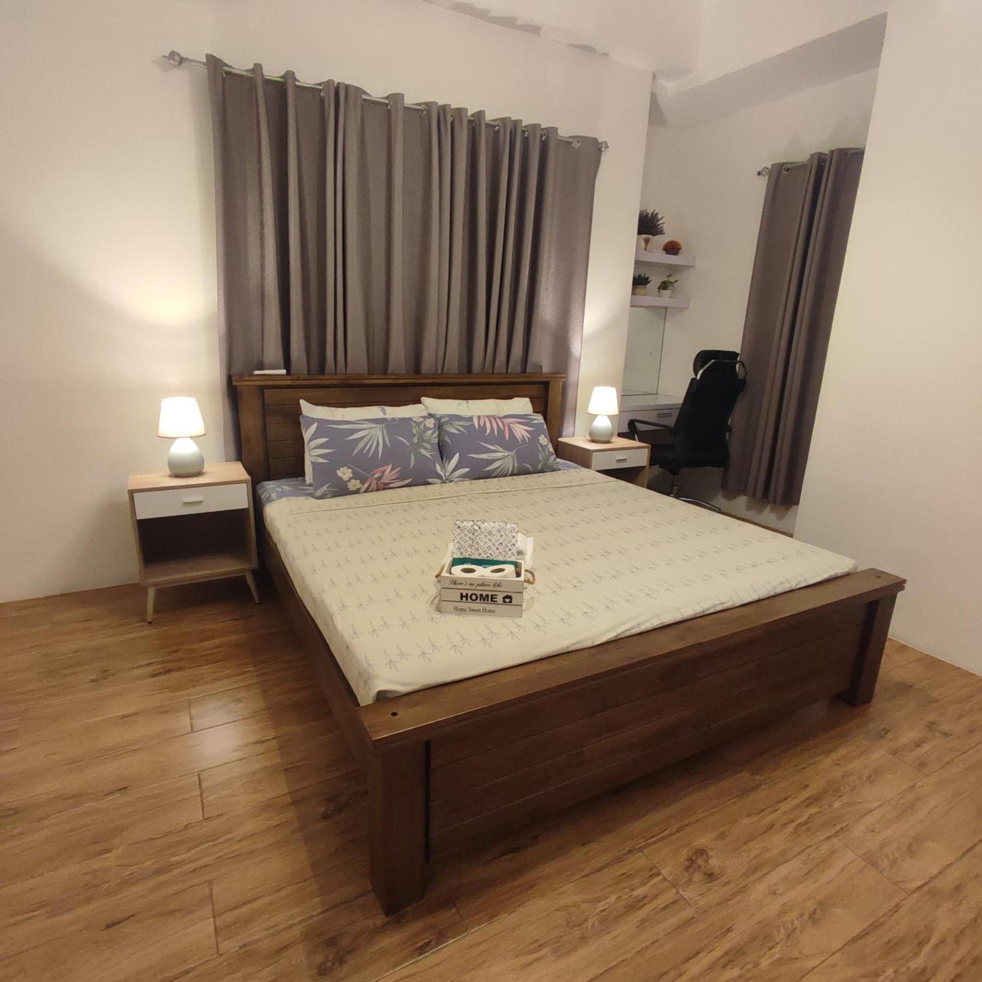 Luxury Spacious 2Br In Salcedo Village Manila Exterior photo