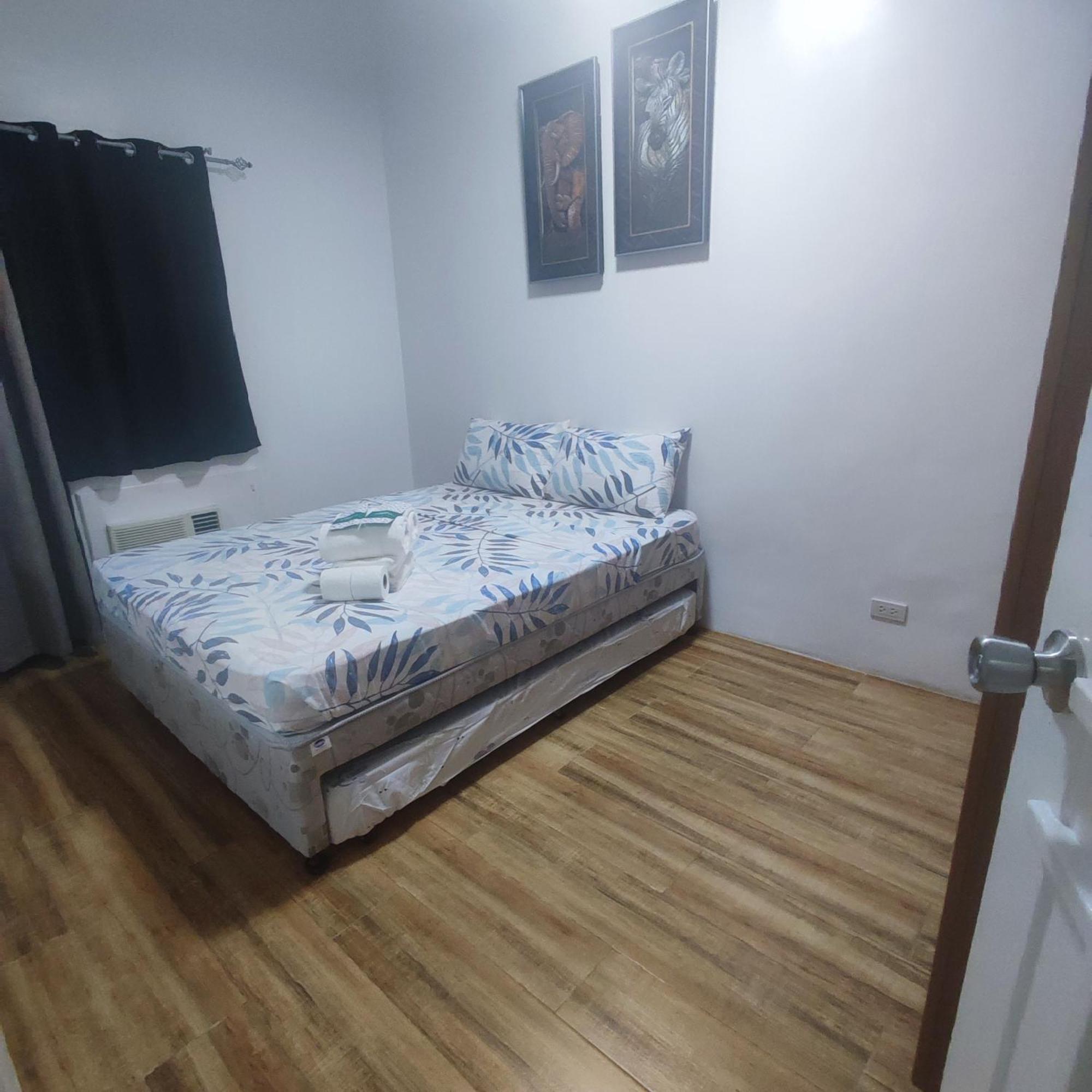 Luxury Spacious 2Br In Salcedo Village Manila Exterior photo