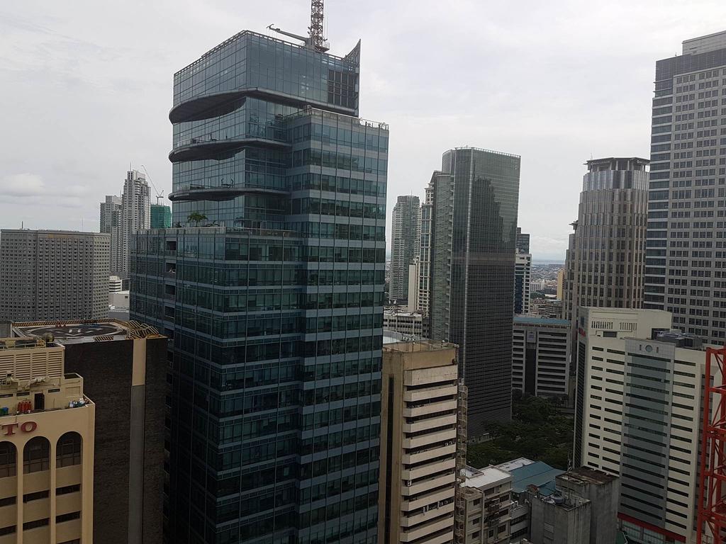 Luxury Spacious 2Br In Salcedo Village Manila Exterior photo