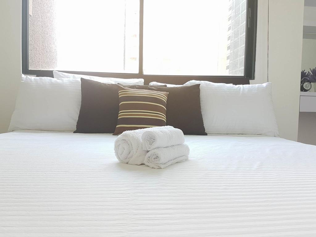 Luxury Spacious 2Br In Salcedo Village Manila Exterior photo