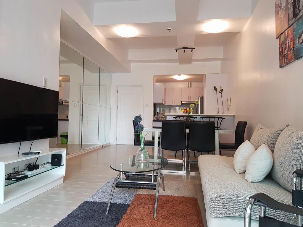 Luxury Spacious 2Br In Salcedo Village Manila Exterior photo