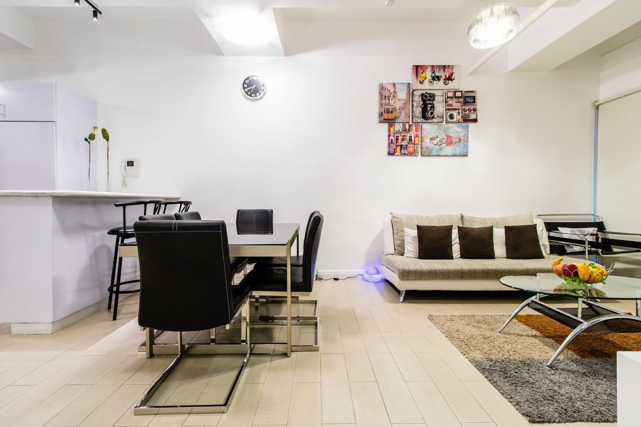 Luxury Spacious 2Br In Salcedo Village Manila Exterior photo