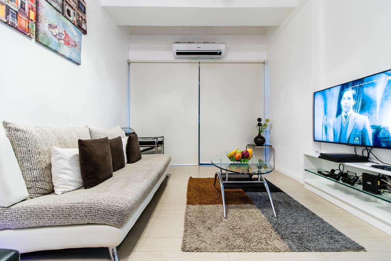 Luxury Spacious 2Br In Salcedo Village Manila Exterior photo