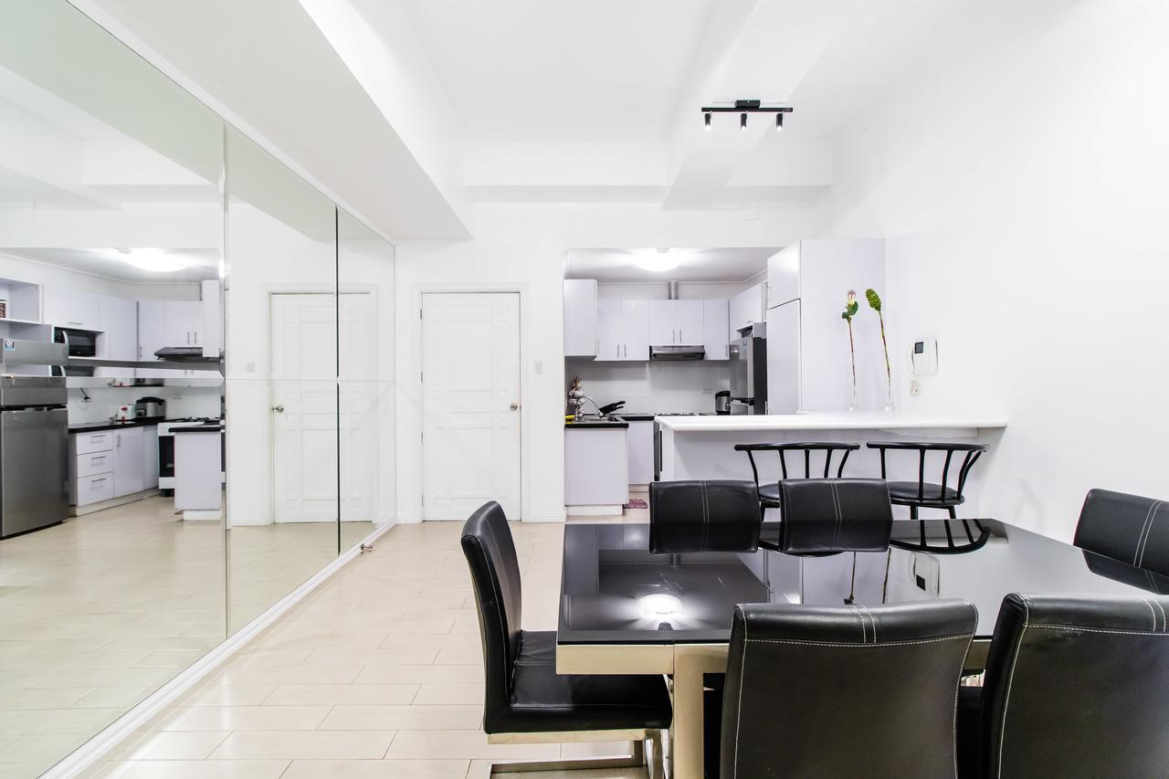 Luxury Spacious 2Br In Salcedo Village Manila Exterior photo