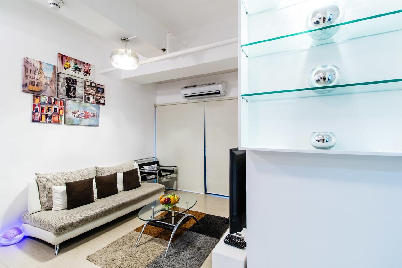 Luxury Spacious 2Br In Salcedo Village Manila Exterior photo