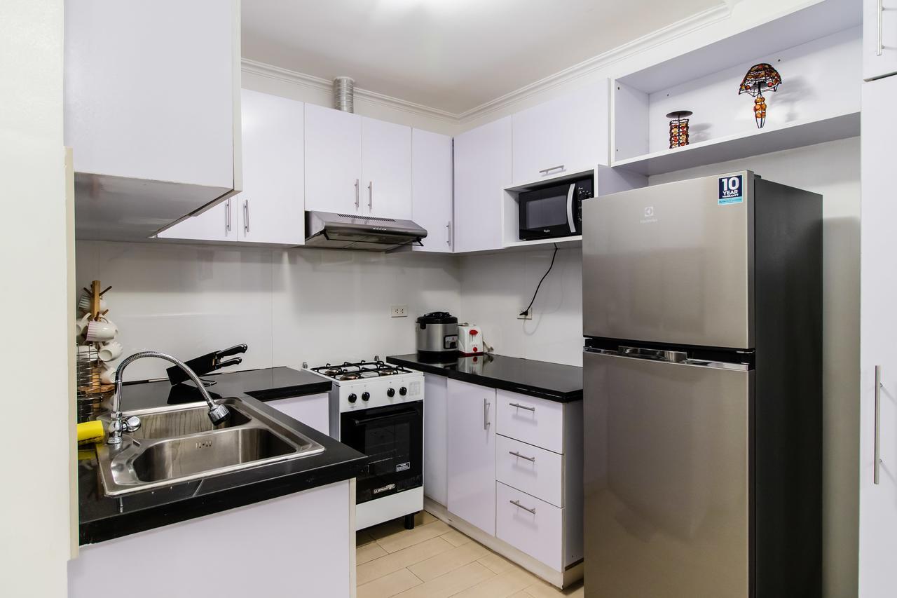Luxury Spacious 2Br In Salcedo Village Manila Exterior photo
