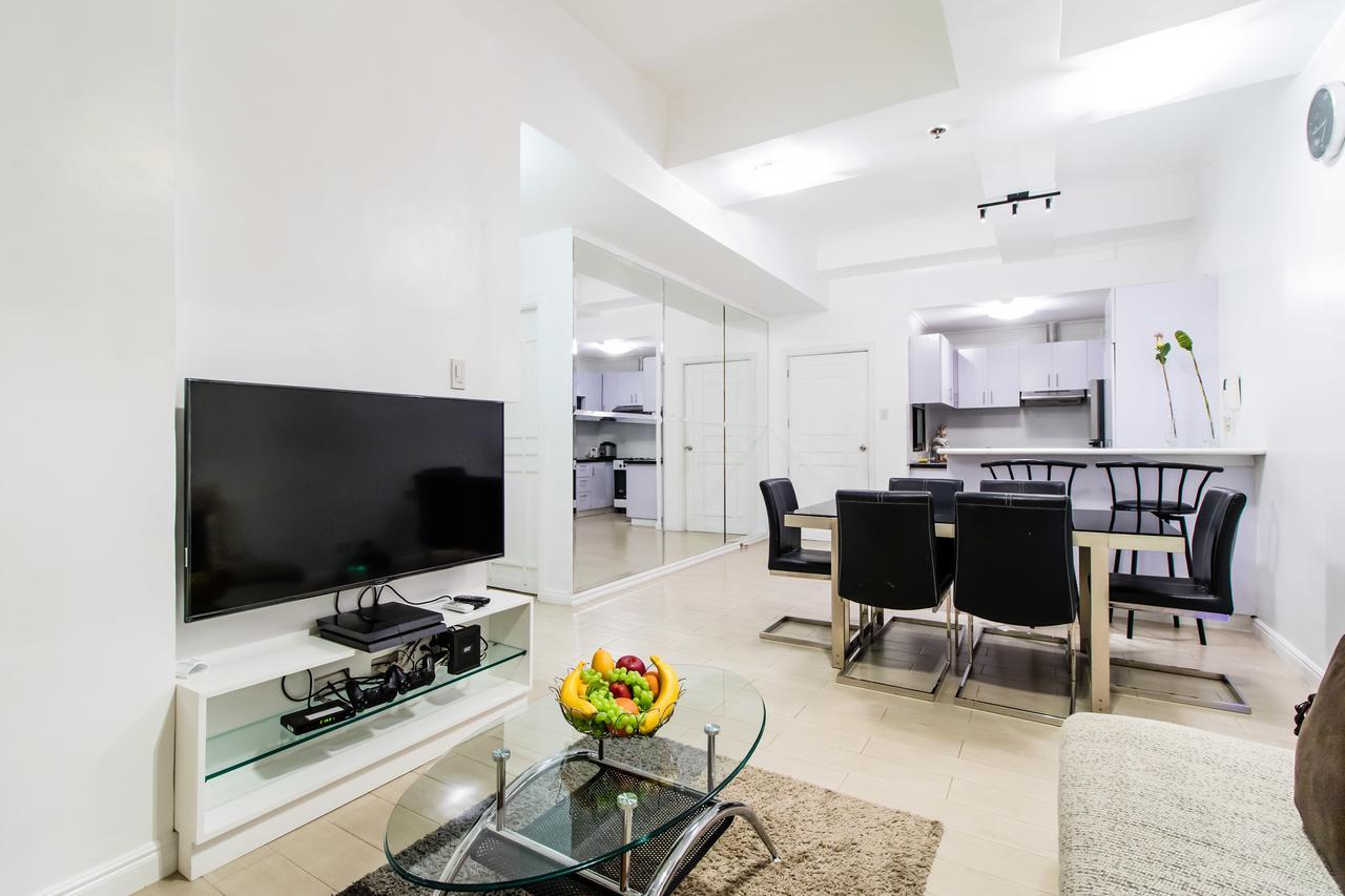Luxury Spacious 2Br In Salcedo Village Manila Exterior photo