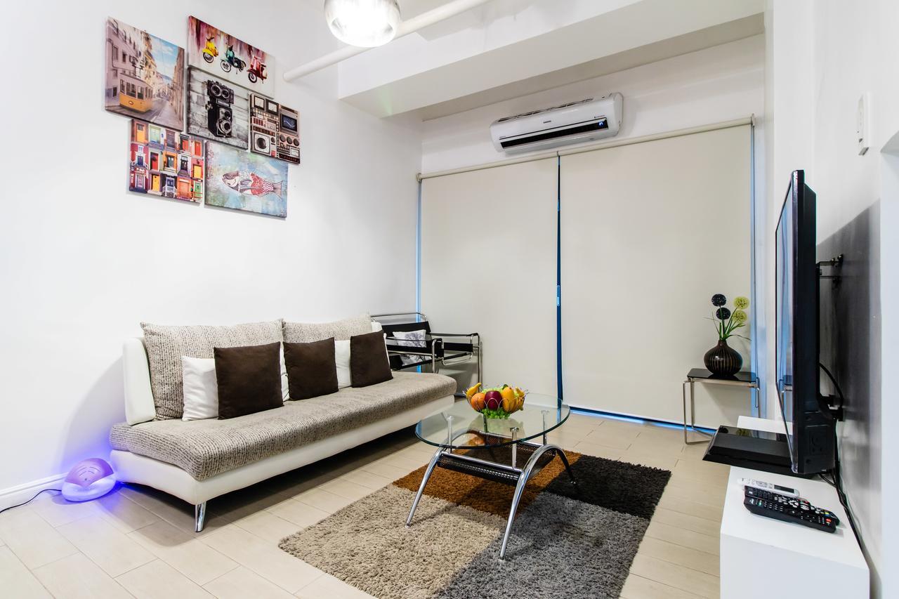 Luxury Spacious 2Br In Salcedo Village Manila Exterior photo