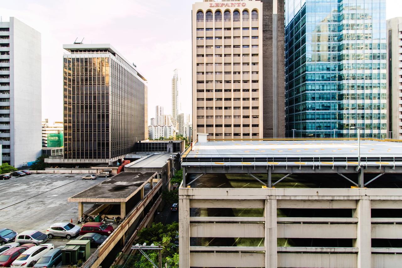 Luxury Spacious 2Br In Salcedo Village Manila Exterior photo