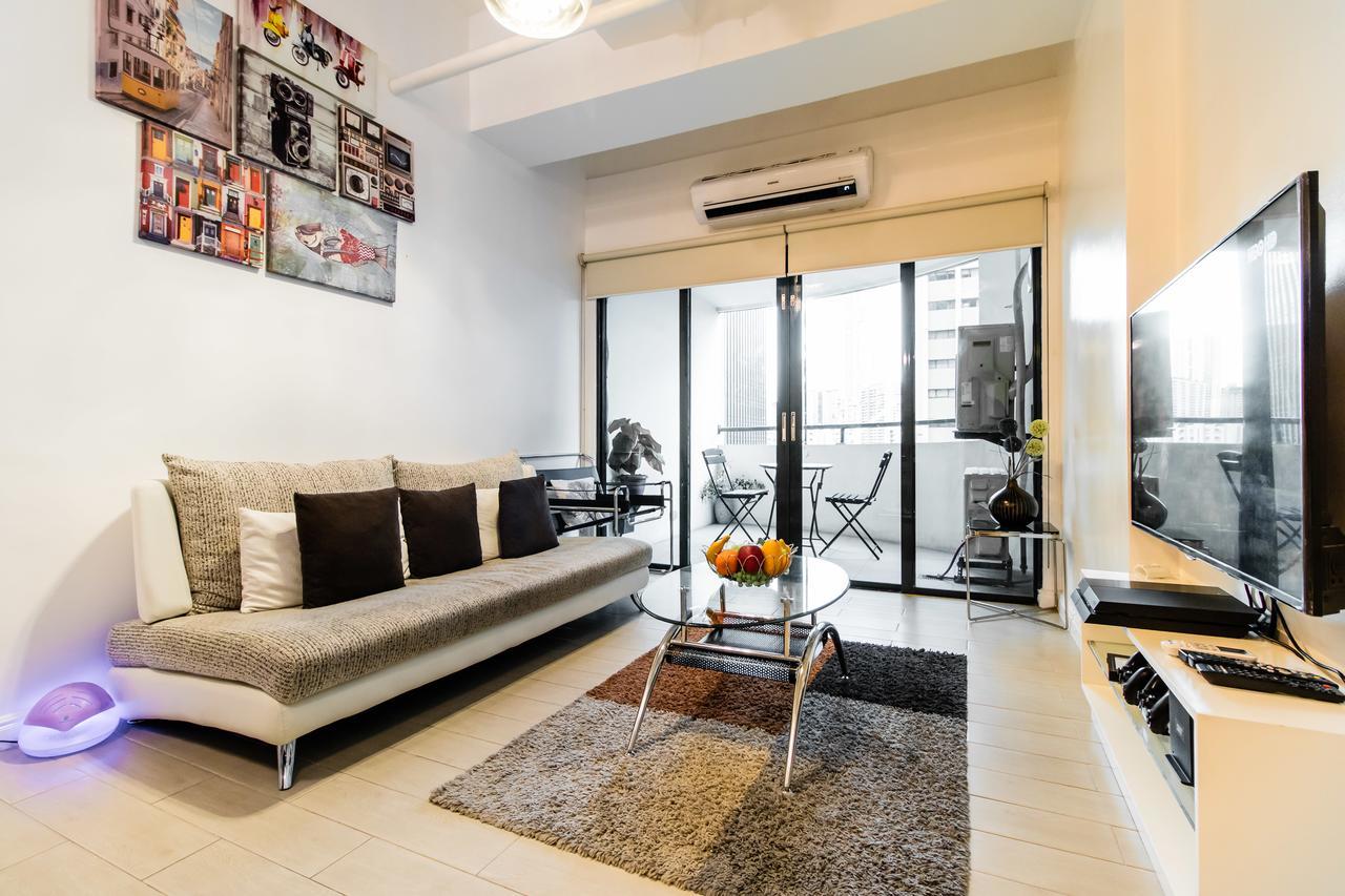 Luxury Spacious 2Br In Salcedo Village Manila Exterior photo